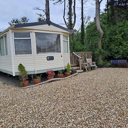 Отель Amroth Bay Holiday Caravan Llanteg Экстерьер фото